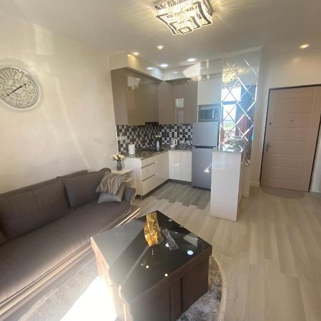 Jasmine Apartment In New Bulvar Batumi Eksteriør billede