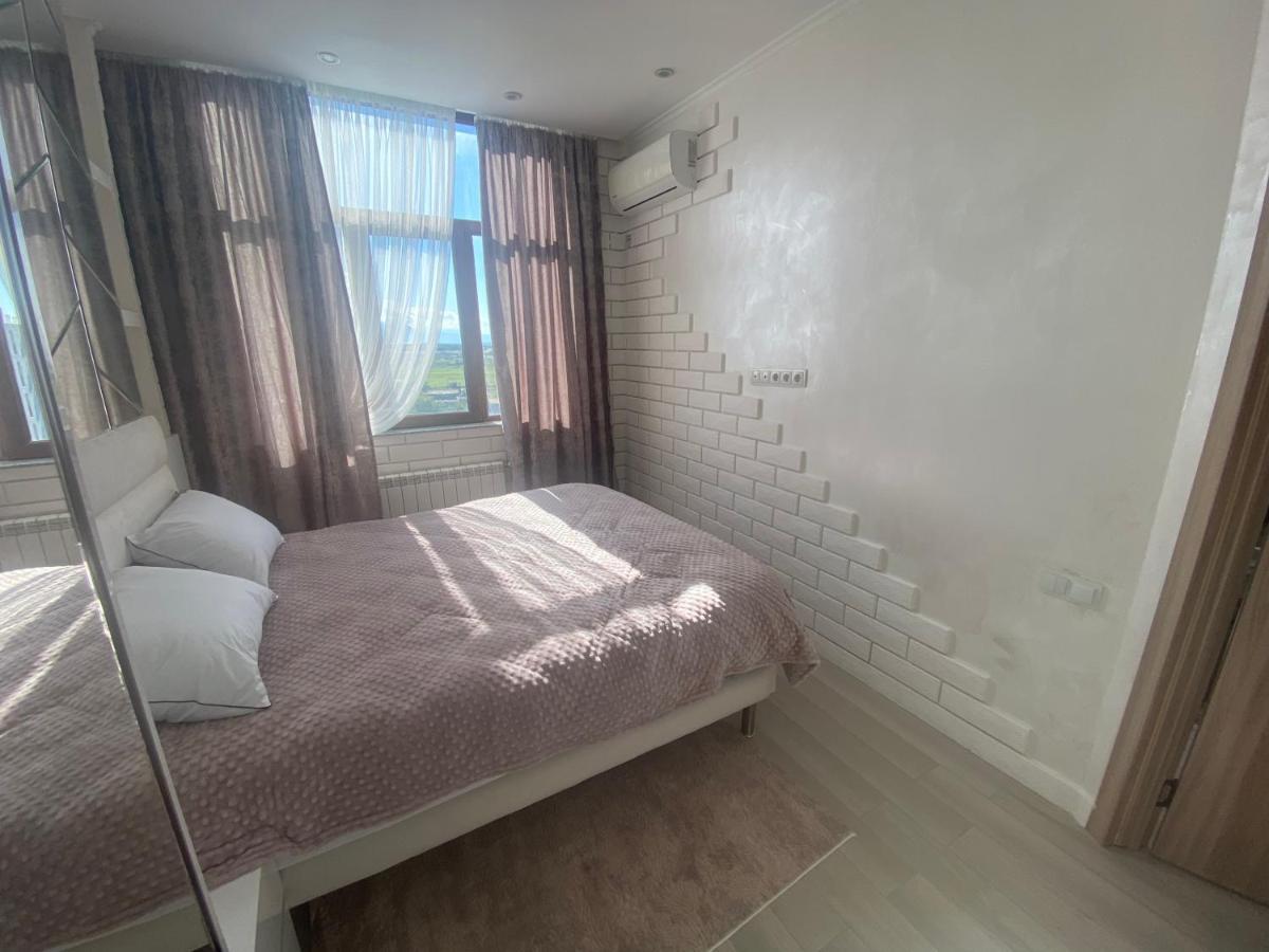 Jasmine Apartment In New Bulvar Batumi Eksteriør billede