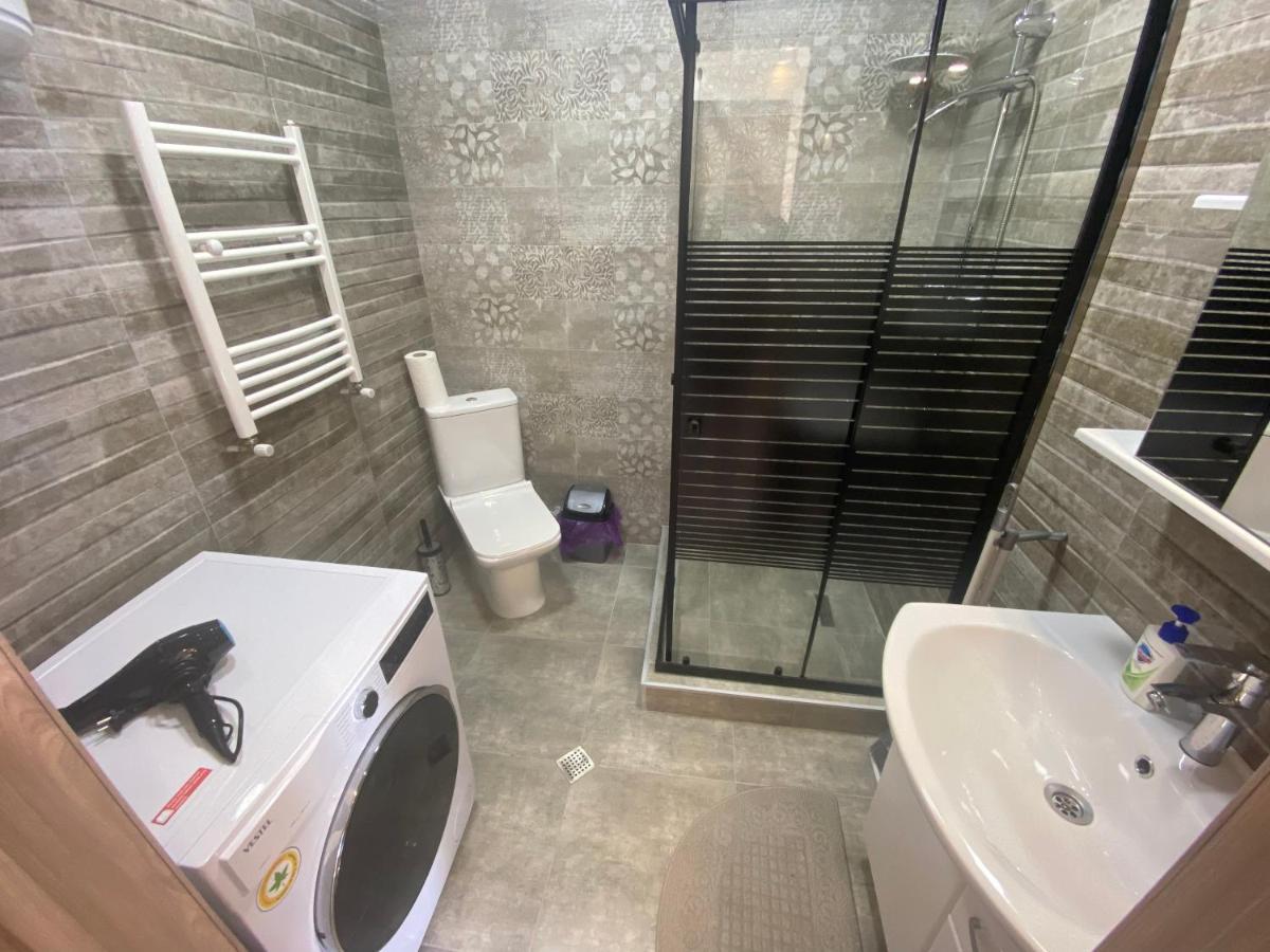 Jasmine Apartment In New Bulvar Batumi Eksteriør billede