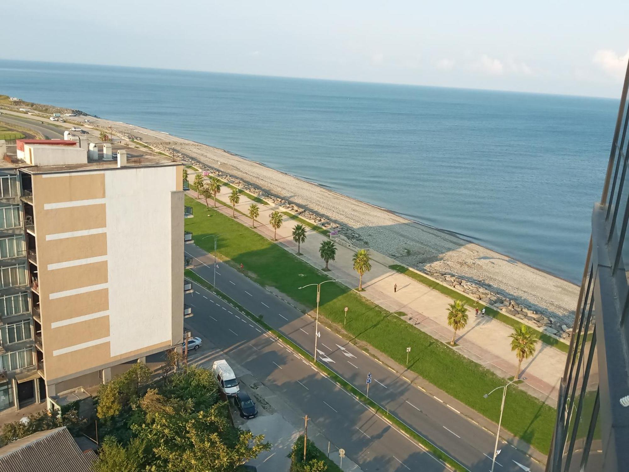 Jasmine Apartment In New Bulvar Batumi Eksteriør billede
